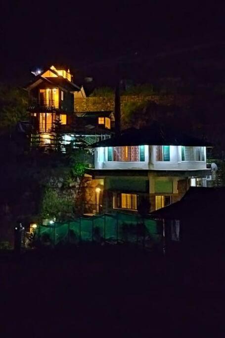 Kasauli Cascade A Cheerfull 4 Bedroom Challet Екстер'єр фото