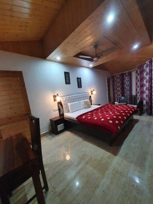 Kasauli Cascade A Cheerfull 4 Bedroom Challet Екстер'єр фото