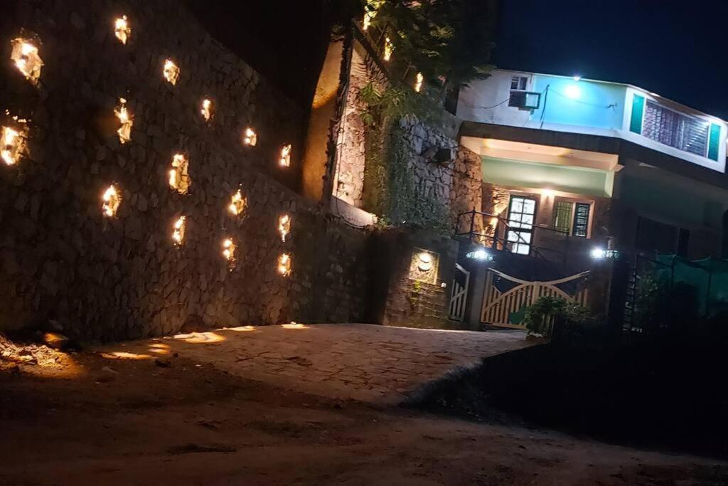 Kasauli Cascade A Cheerfull 4 Bedroom Challet Екстер'єр фото