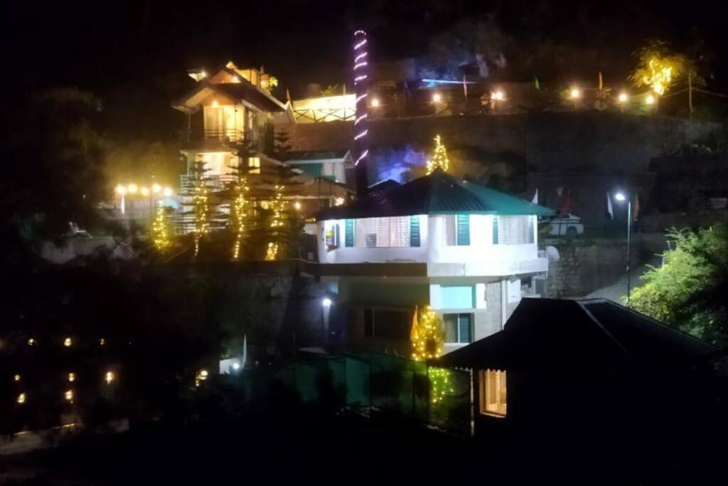 Kasauli Cascade A Cheerfull 4 Bedroom Challet Екстер'єр фото